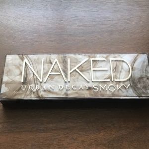 Discontinued Urban Decay Naked Palette Smoky